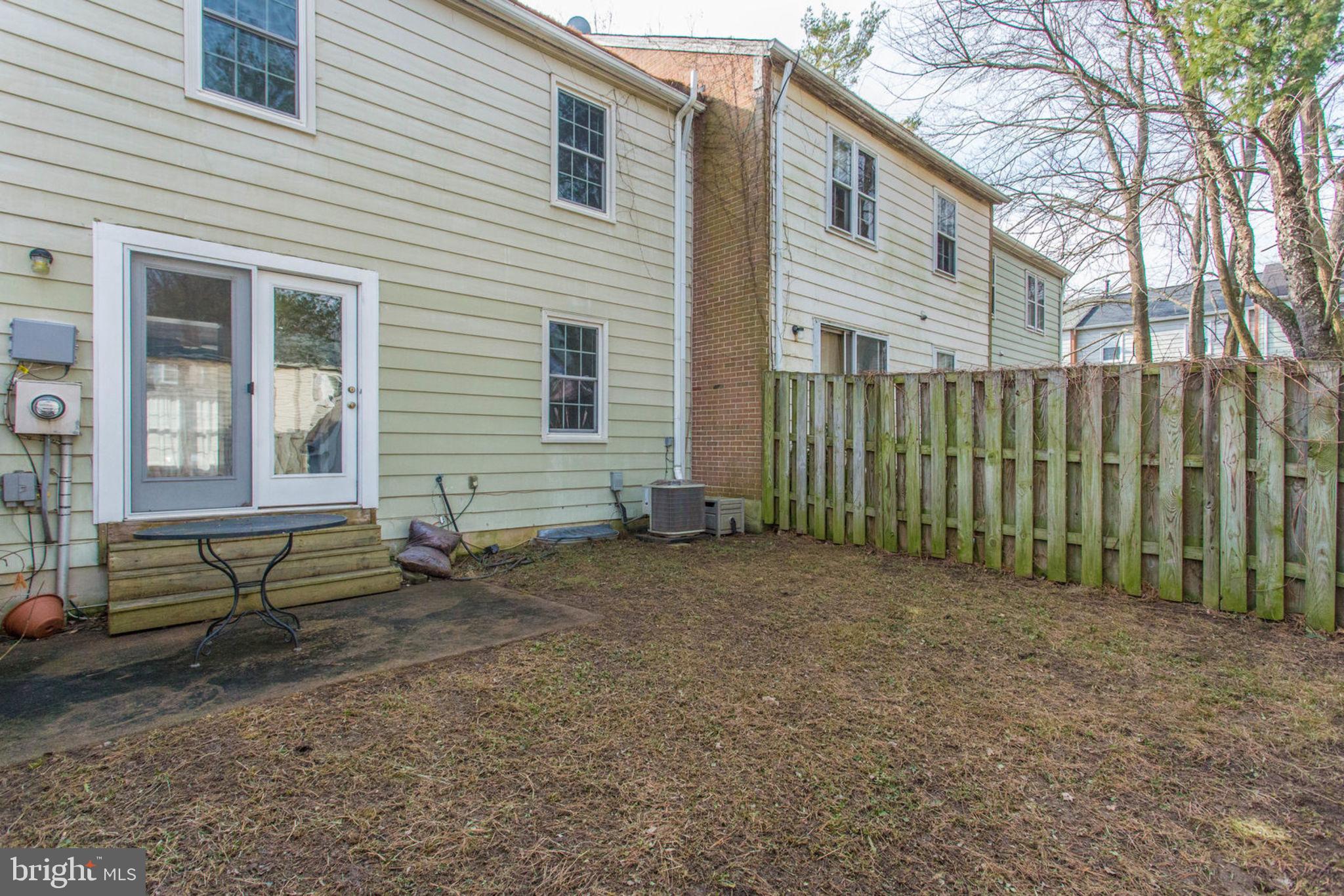 9530 Burdett Road Burke, VA 22015 - Photo 28 of 31 Back Yard
