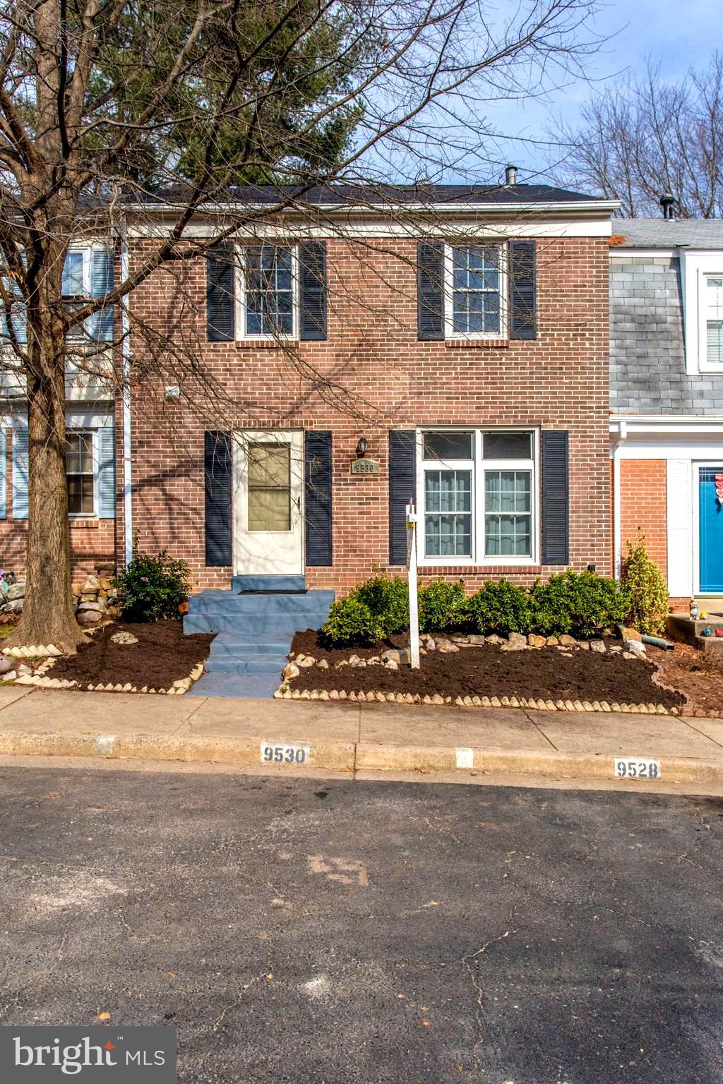 9530 Burdett Road Burke, VA 22015 - Photo 3 of 31 Exterior Front