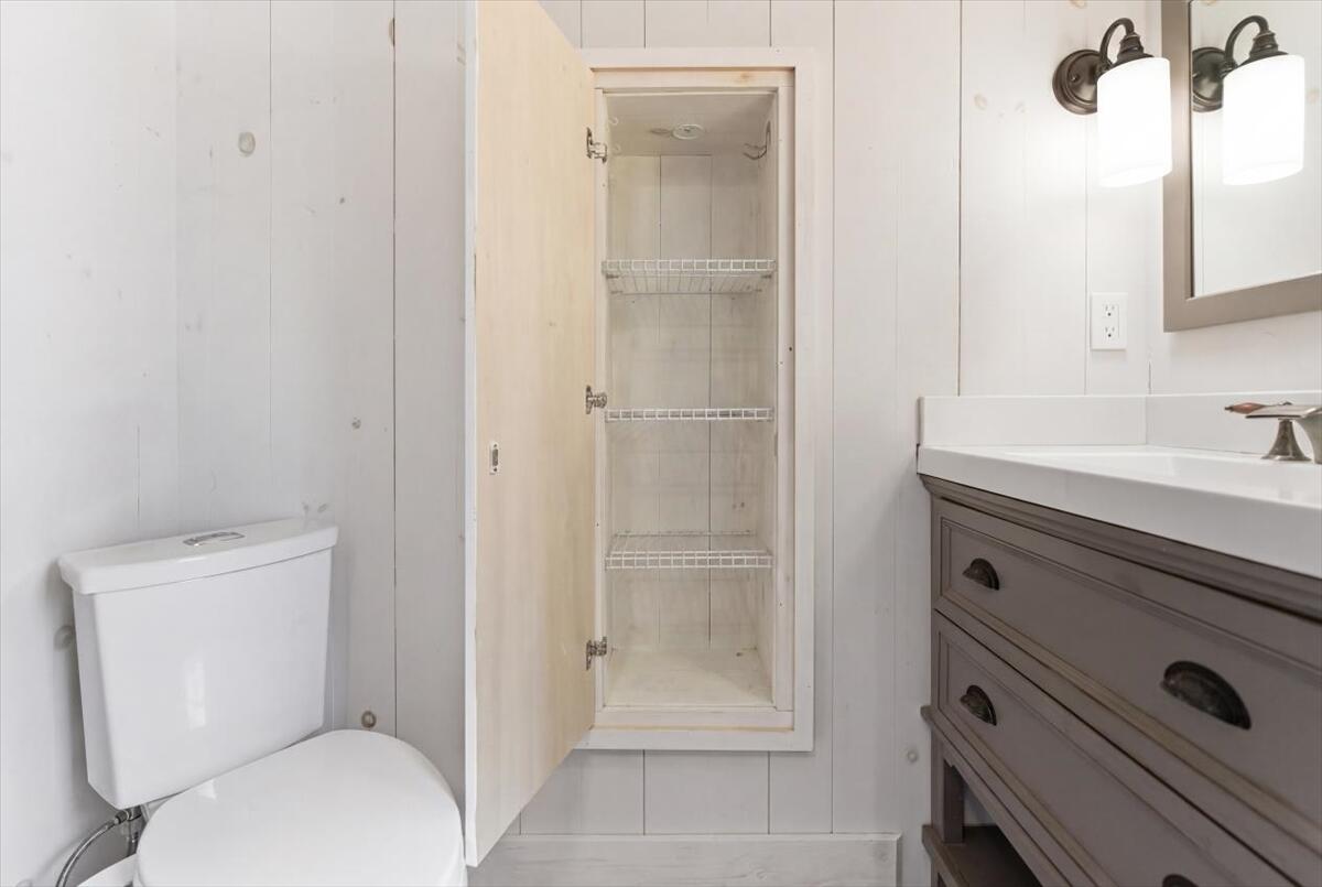 78 Collins Road Manchester, ME 04351 - Photo 56 of 75 83-Ensuite Bathroom_05