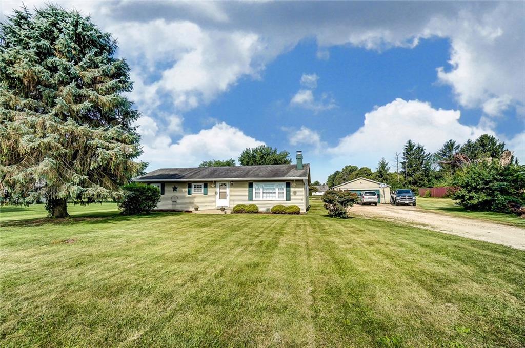 3835 Folk Ream Road Springfield, OH 45502 - Photo 3 of 27