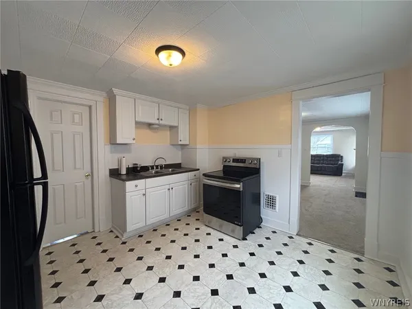 $1,250 | 232 Columbus Avenue, Buffalo, NY 14220