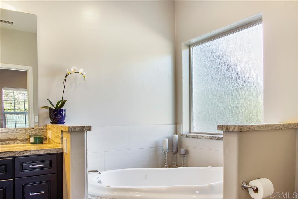 30403 Miller Road Valley Center, CA 92082 - Photo 11 of 22
