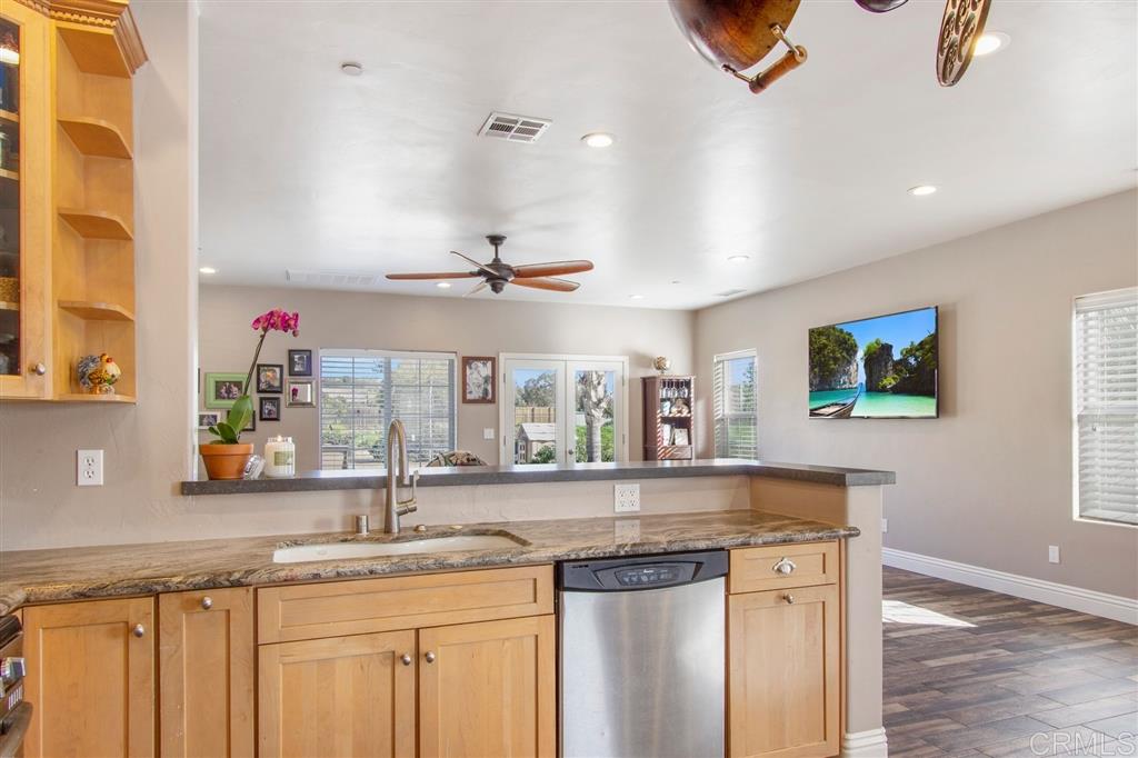 30403 Miller Road Valley Center, CA 92082 - Photo 7 of 22