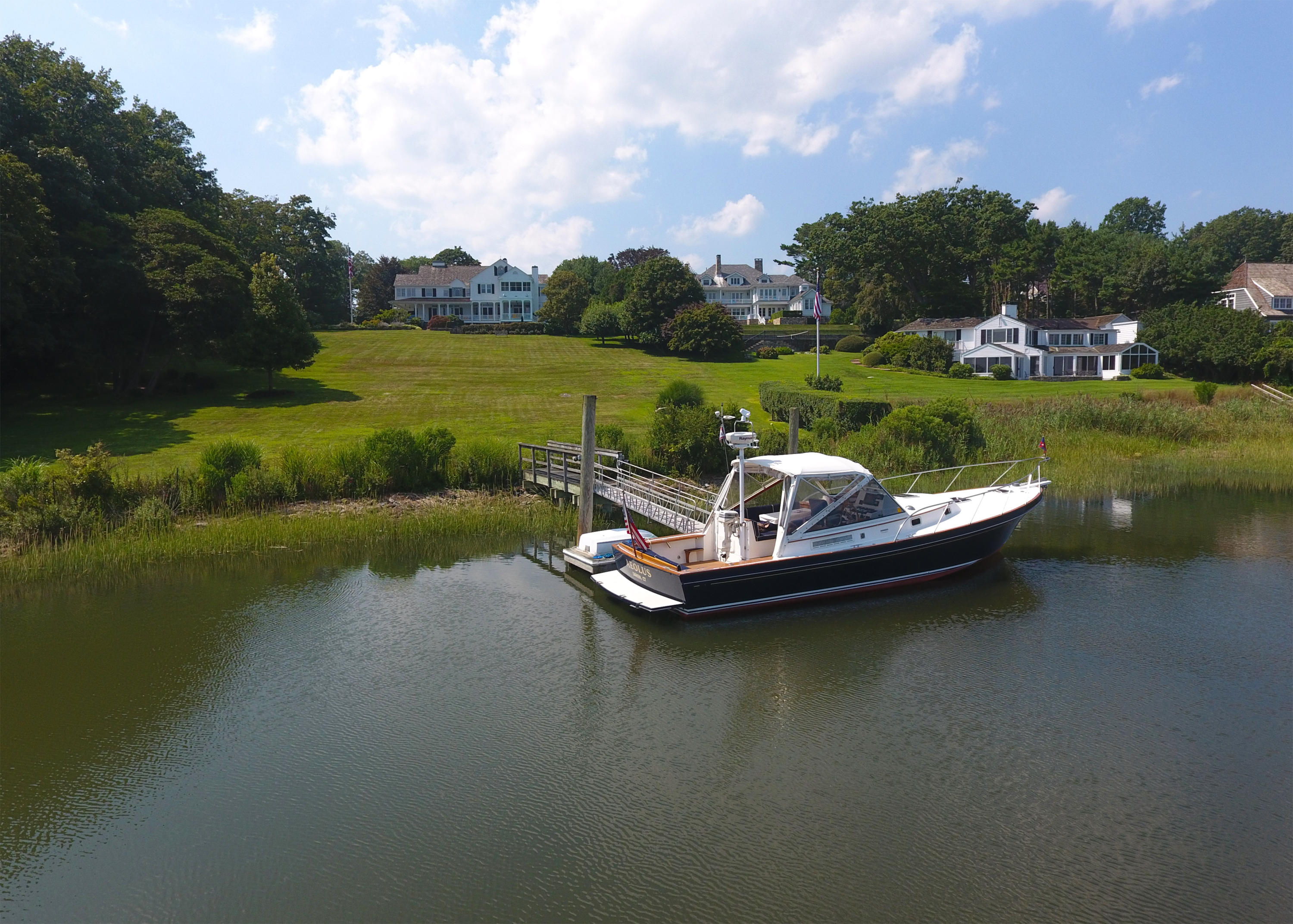 155 Long Neck Point Road Darien, CT 06820 - Photo 45 of 52 044-photo-dock-6343861