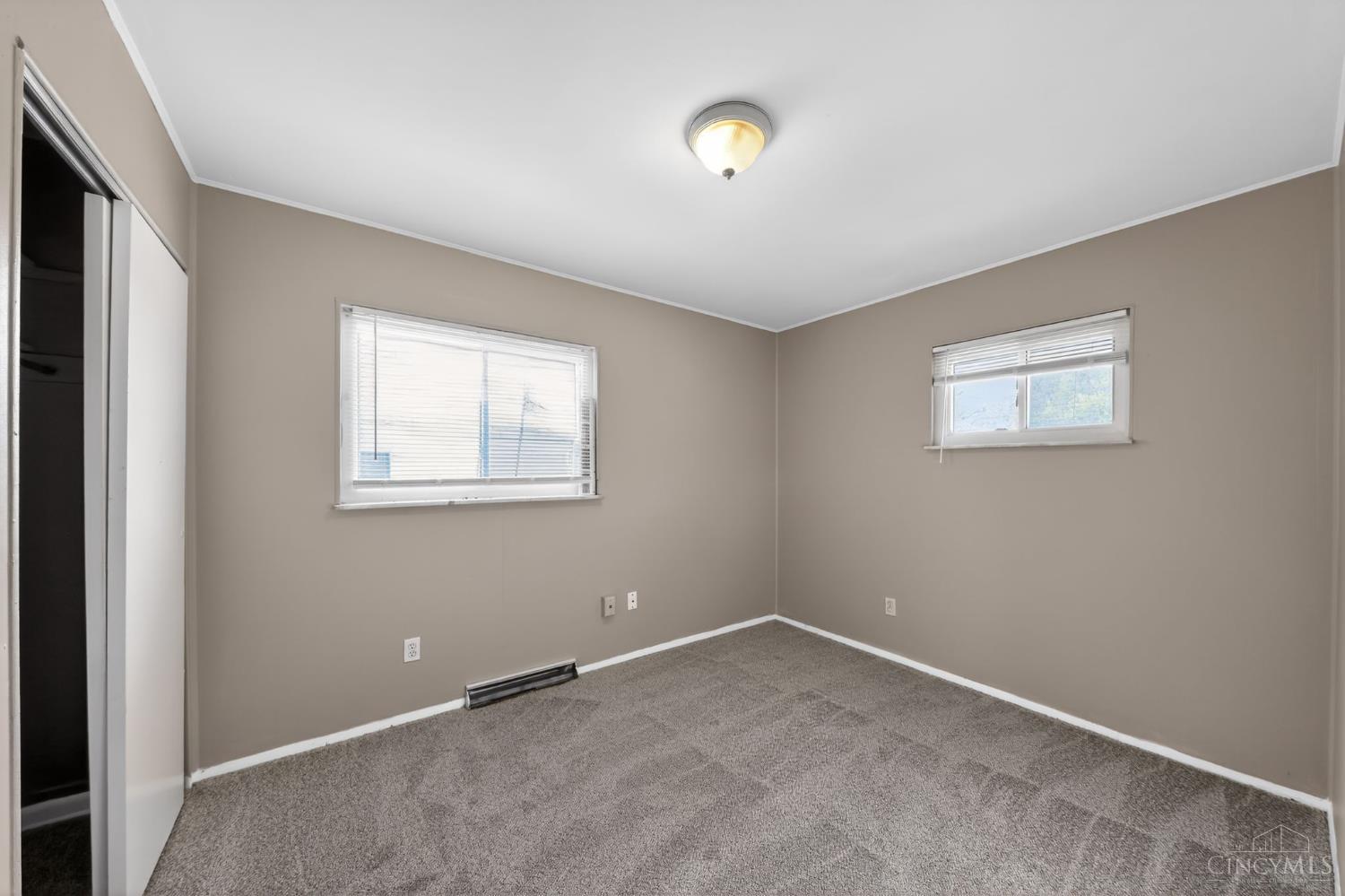 3910 Delhi Road Cincinnati, OH 45204 - Photo 16 of 38
