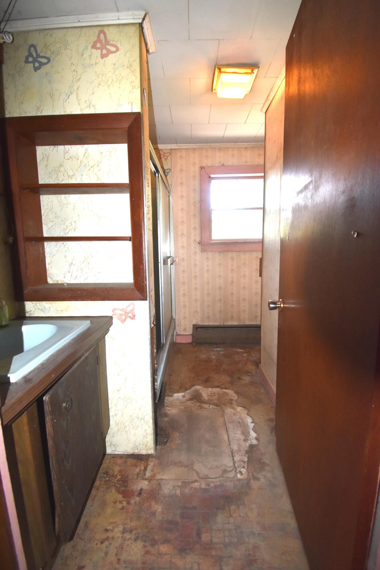 67 Mutton Lane Clinton, ME 04927 - Photo 10 of 18 bath room