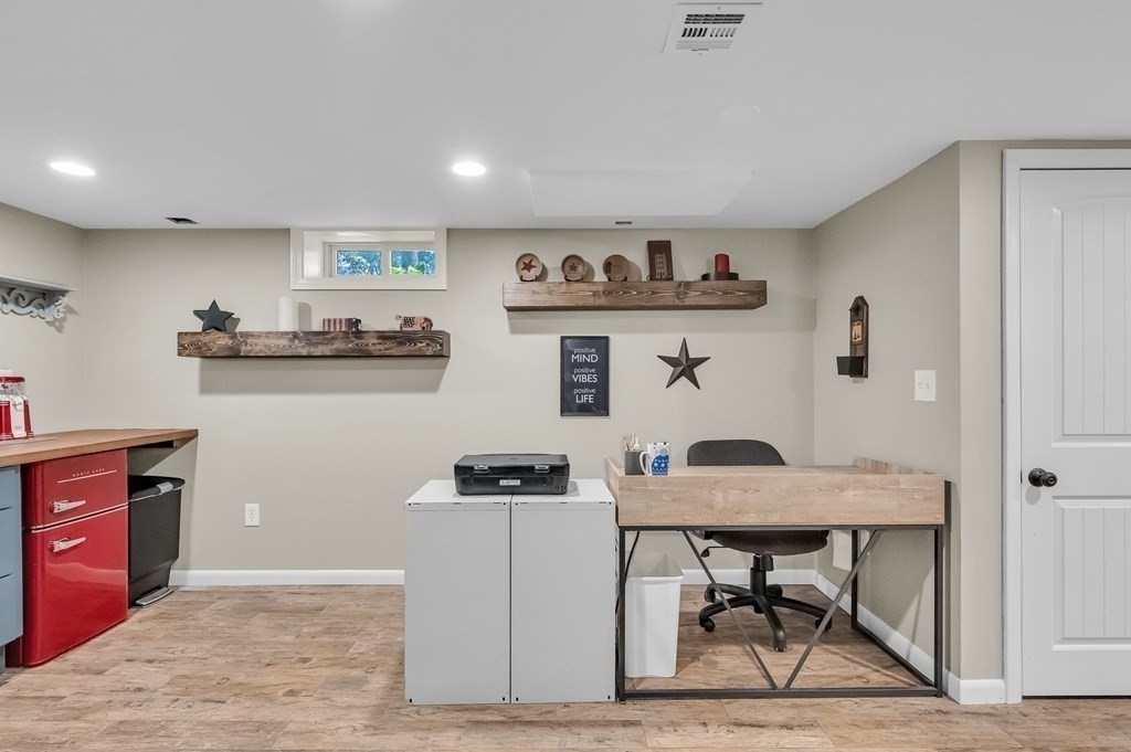 547 Maple Road Longmeadow, MA 01106 - Photo 33 of 40