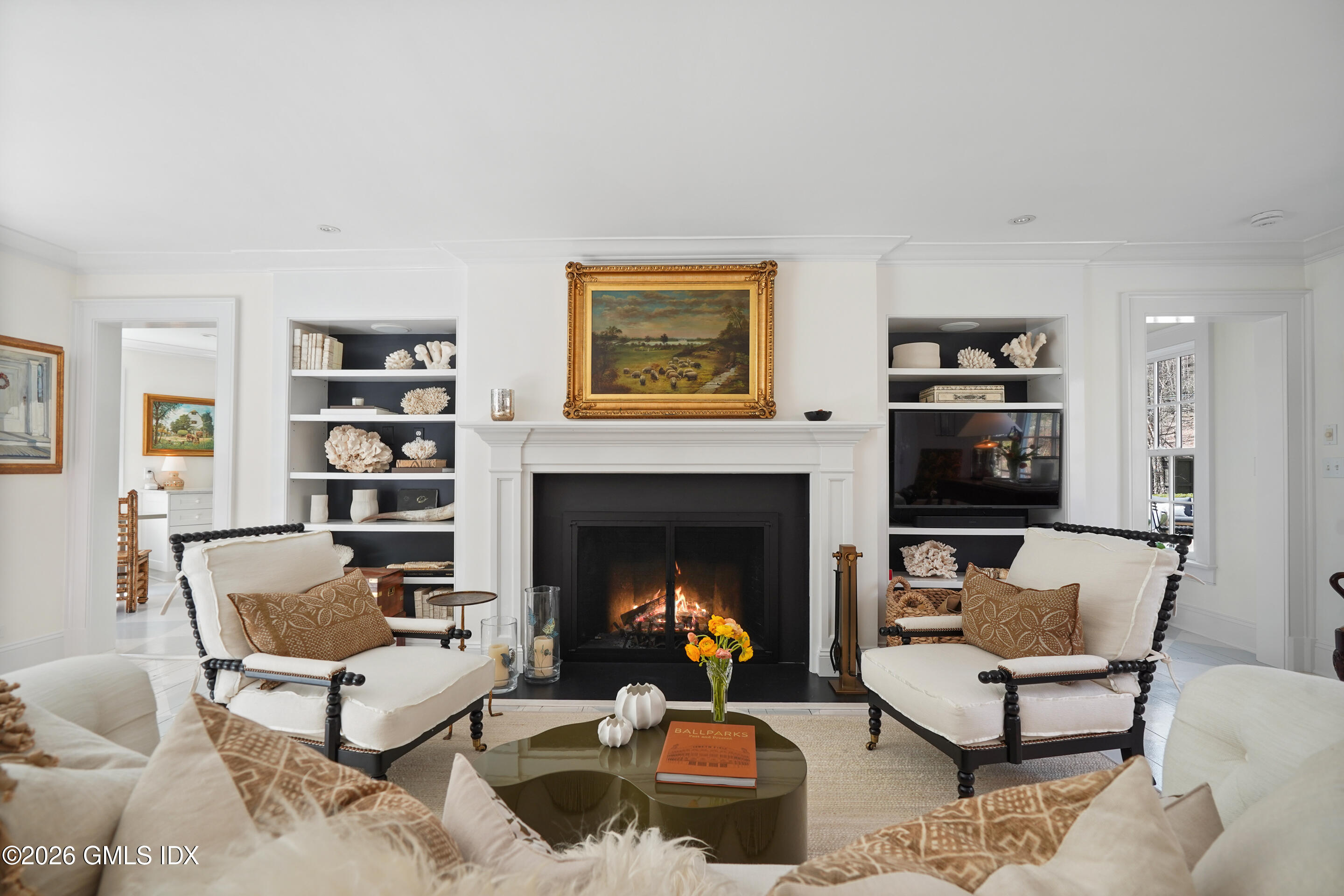 1102 Rock Rimmon Road Stamford, CT 06903 - Photo 13 of 28 living room