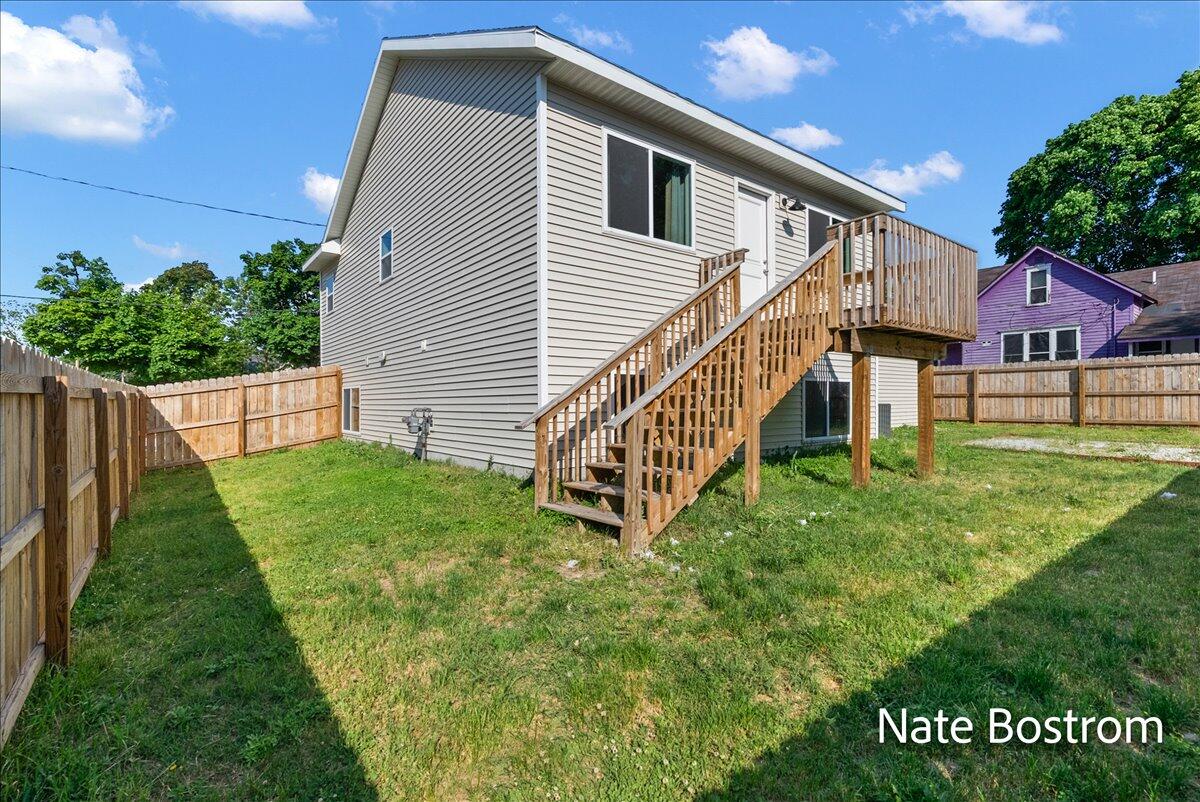 1271 Spring Street Muskegon, MI 49442 - Photo 5 of 31 34-1271 Spring St WM-5