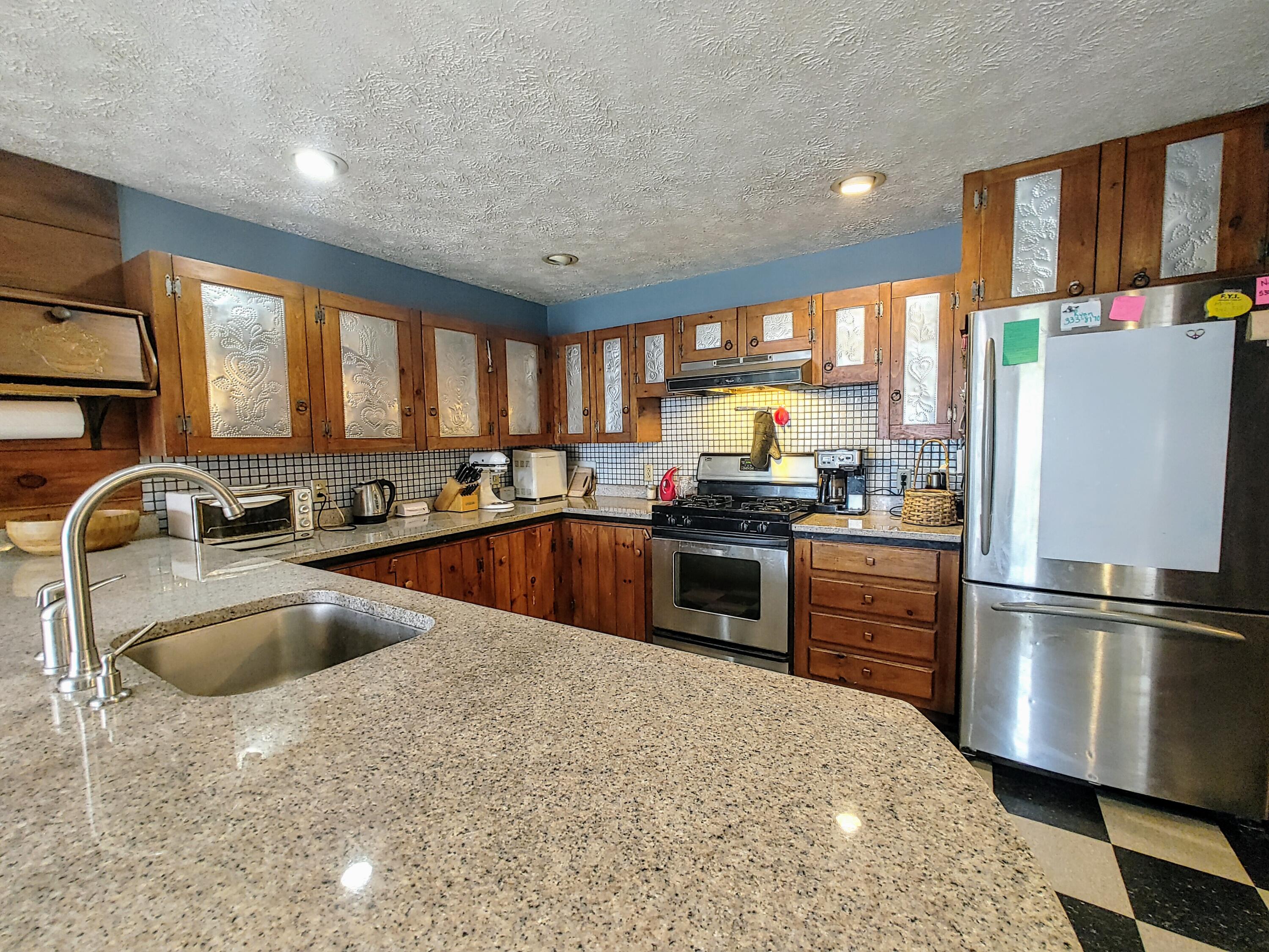 39 Walker Road Readfield, ME 04355 - Photo 5 of 69 20210503_114527_HDR~2