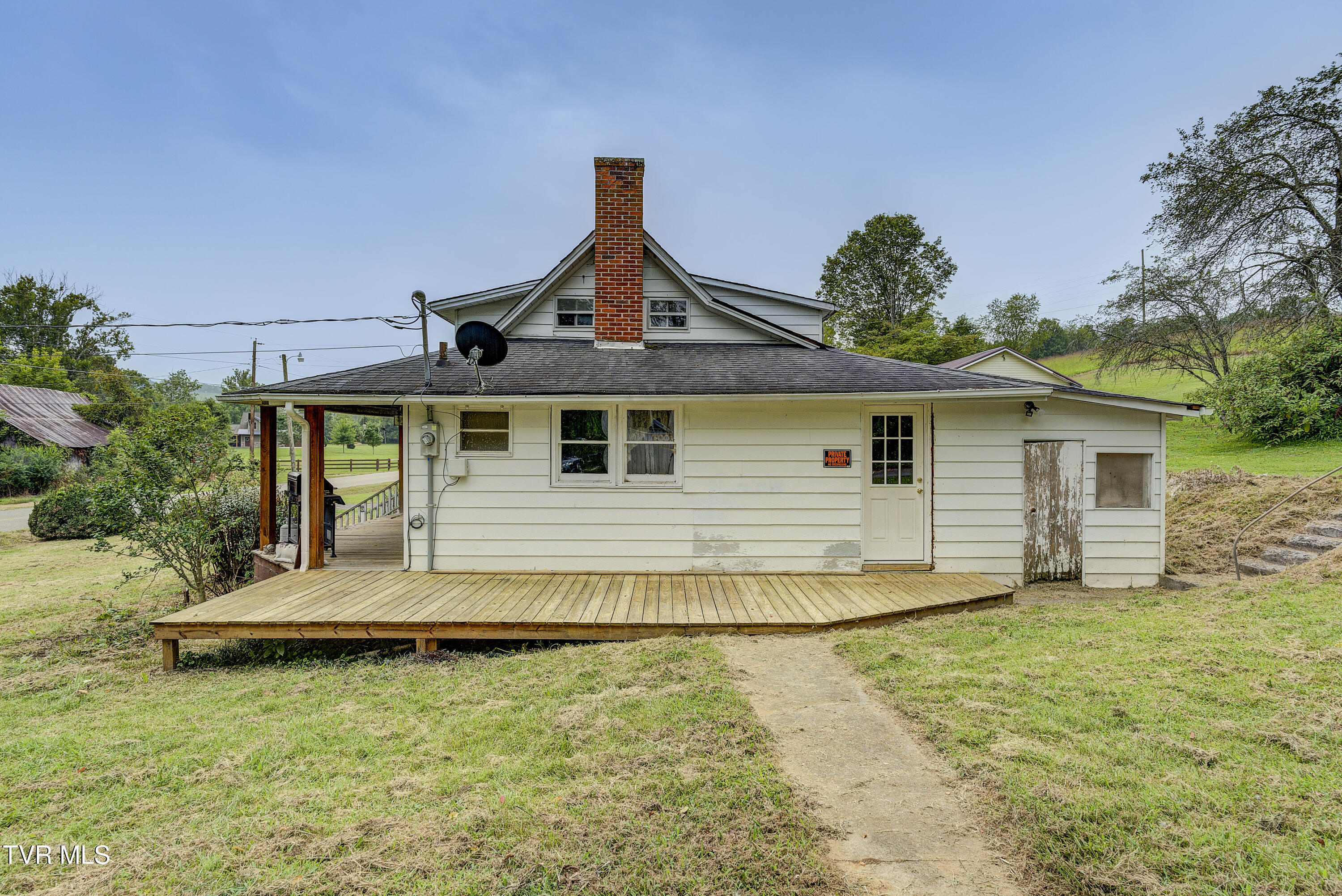 1235 Riverside Road Bluff City, TN 37618 - Photo 33 of 39 Riverside-33