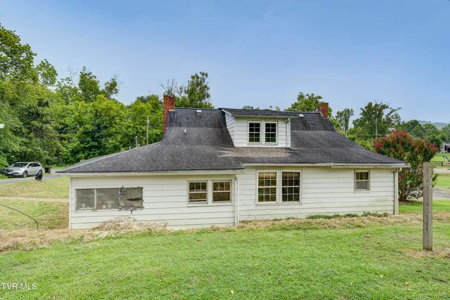 $177,900 | 1235 Riverside Road, Bluff City, TN 37618