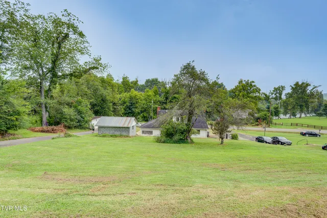 $177,900 | 1235 Riverside Road, Bluff City, TN 37618