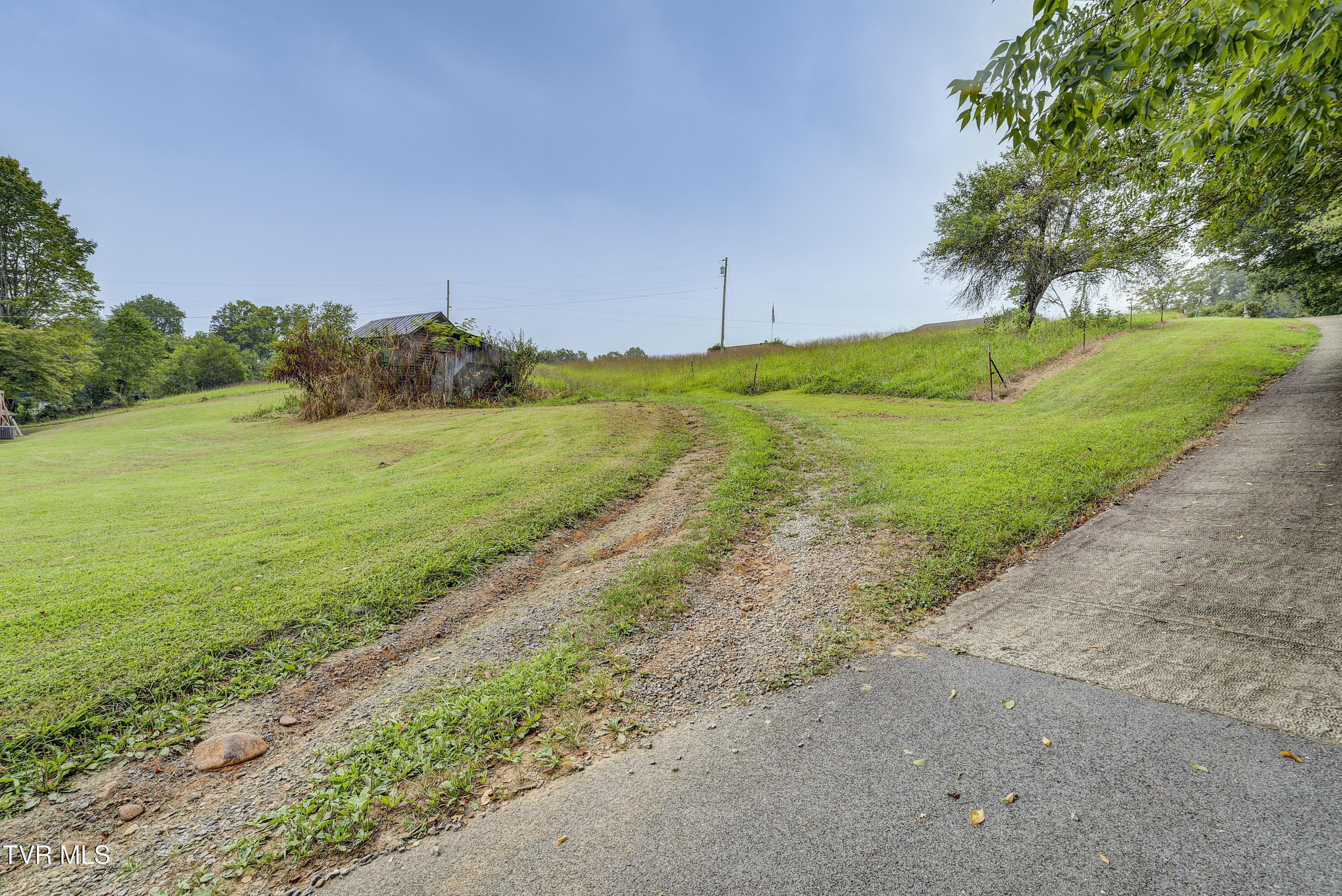 1235 Riverside Road Bluff City, TN 37618 - Photo 38 of 39 Riverside-38