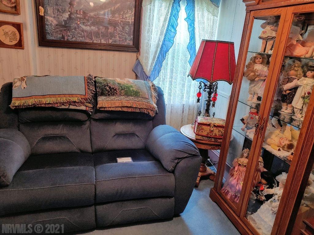 6881 Depot Road Radford, VA 24141 - Photo 39 of 52 Gallery Image 39
