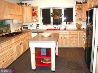 826 Deacon Road Hainesport, NJ 08036 - Photo 3 of 6 Gallery Image 3