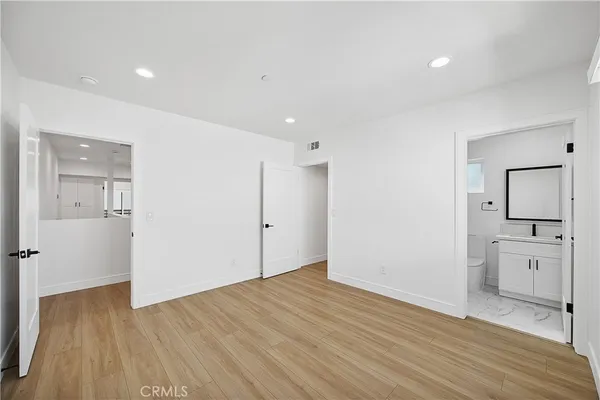 $3,965 | 14420 Tiara Street, Van Nuys, CA 91401