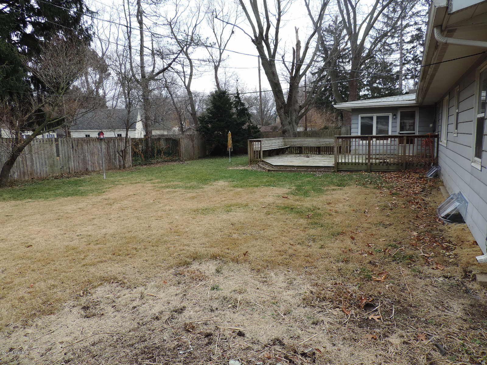 1279 Pontiac Road Benton Harbor, MI 49022 - Photo 11 of 29 263-374560 Rear Yard II