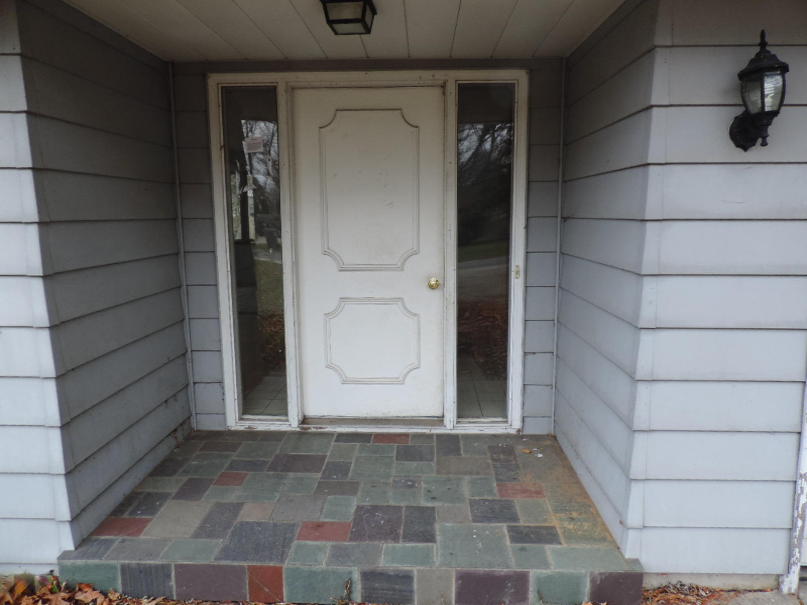 1279 Pontiac Road Benton Harbor, MI 49022 - Photo 13 of 29 263-374560 Slate Entry Porch