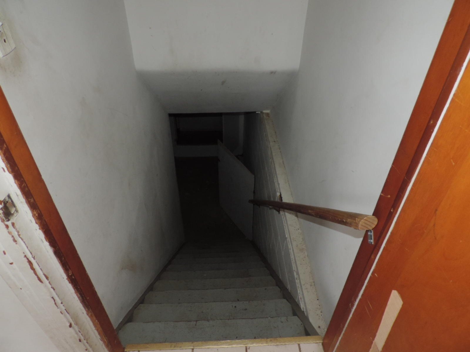1279 Pontiac Road Benton Harbor, MI 49022 - Photo 26 of 29 263-374560 Basement Stairs