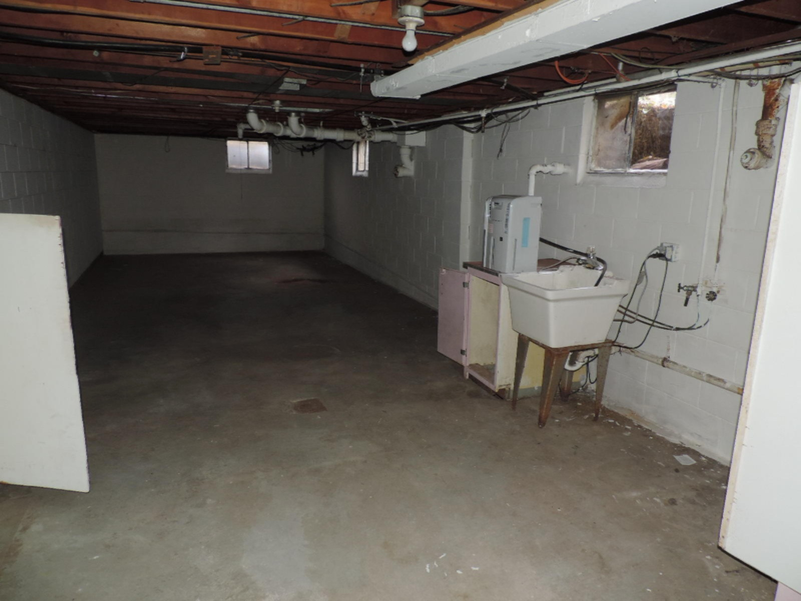 1279 Pontiac Road Benton Harbor, MI 49022 - Photo 27 of 29 263-374560 Basement Room 1