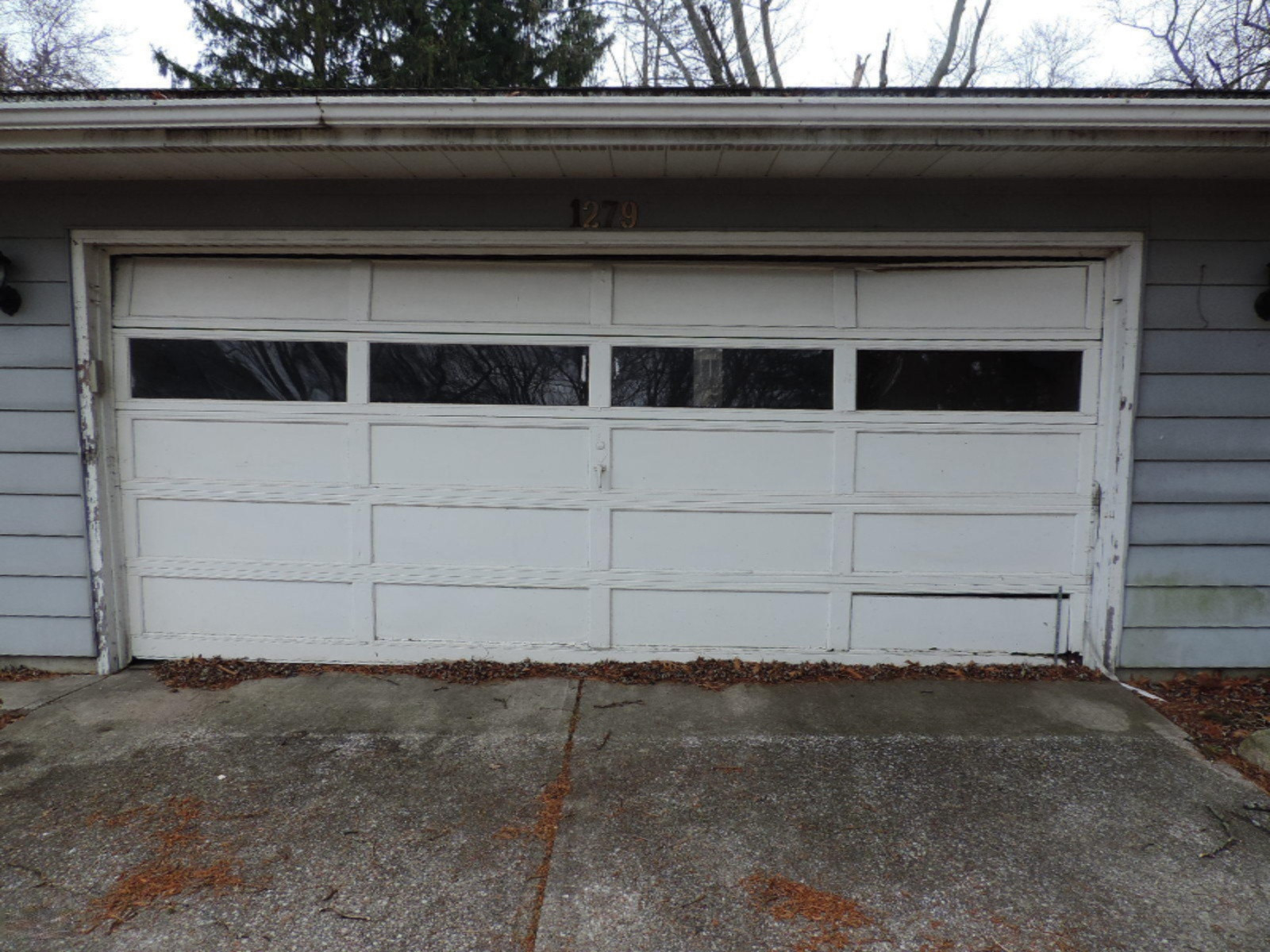 263-374560 Garage