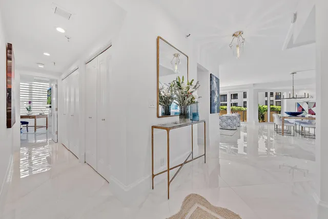 $2,775,000 | 3120 South Ocean Boulevard, Unit 2 101, Palm Beach, FL 33480