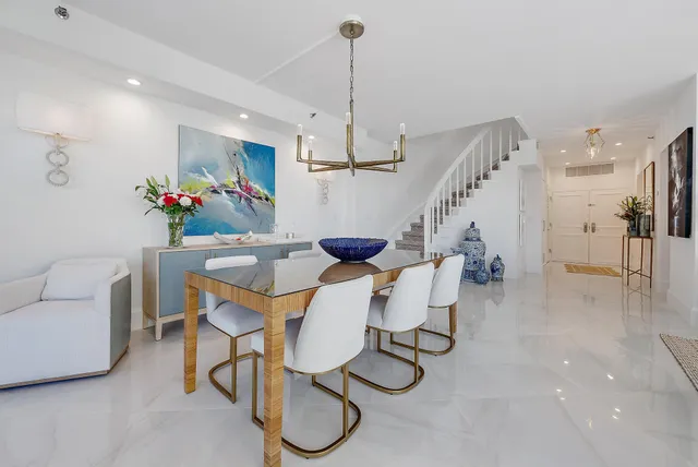 $2,775,000 | 3120 South Ocean Boulevard, Unit 2 101, Palm Beach, FL 33480