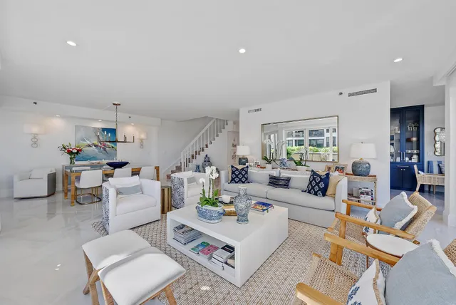 $2,775,000 | 3120 South Ocean Boulevard, Unit 2 101, Palm Beach, FL 33480