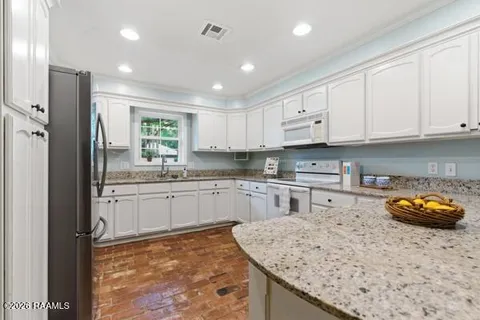 $310,000 | 203 Alyene Drive, Lafayette, LA 70506
