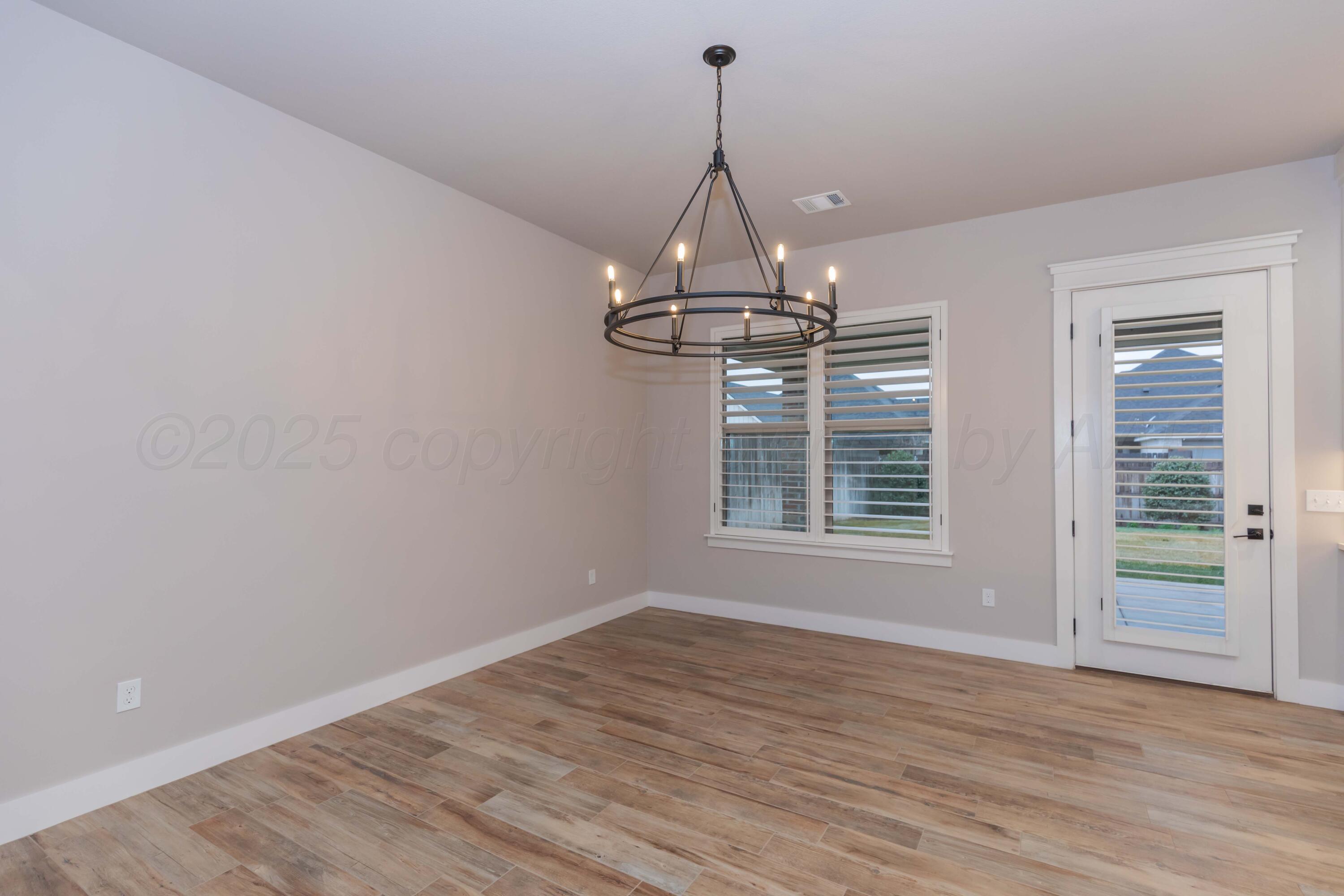 6206 Foley Square Street Amarillo, TX 79119 - Photo 10 of 73 DINING VIEW 1