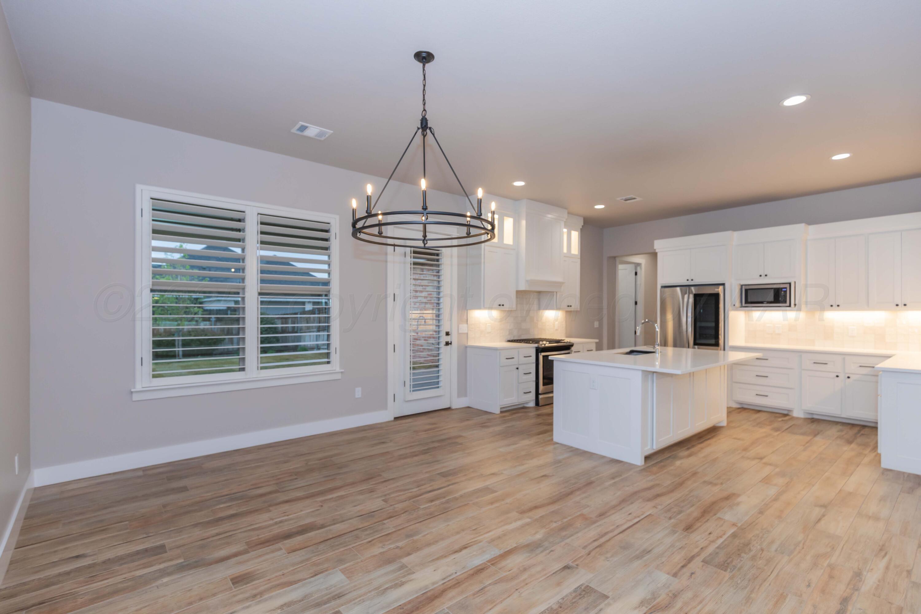 6206 Foley Square Street Amarillo, TX 79119 - Photo 12 of 73 DINING VIEW 2