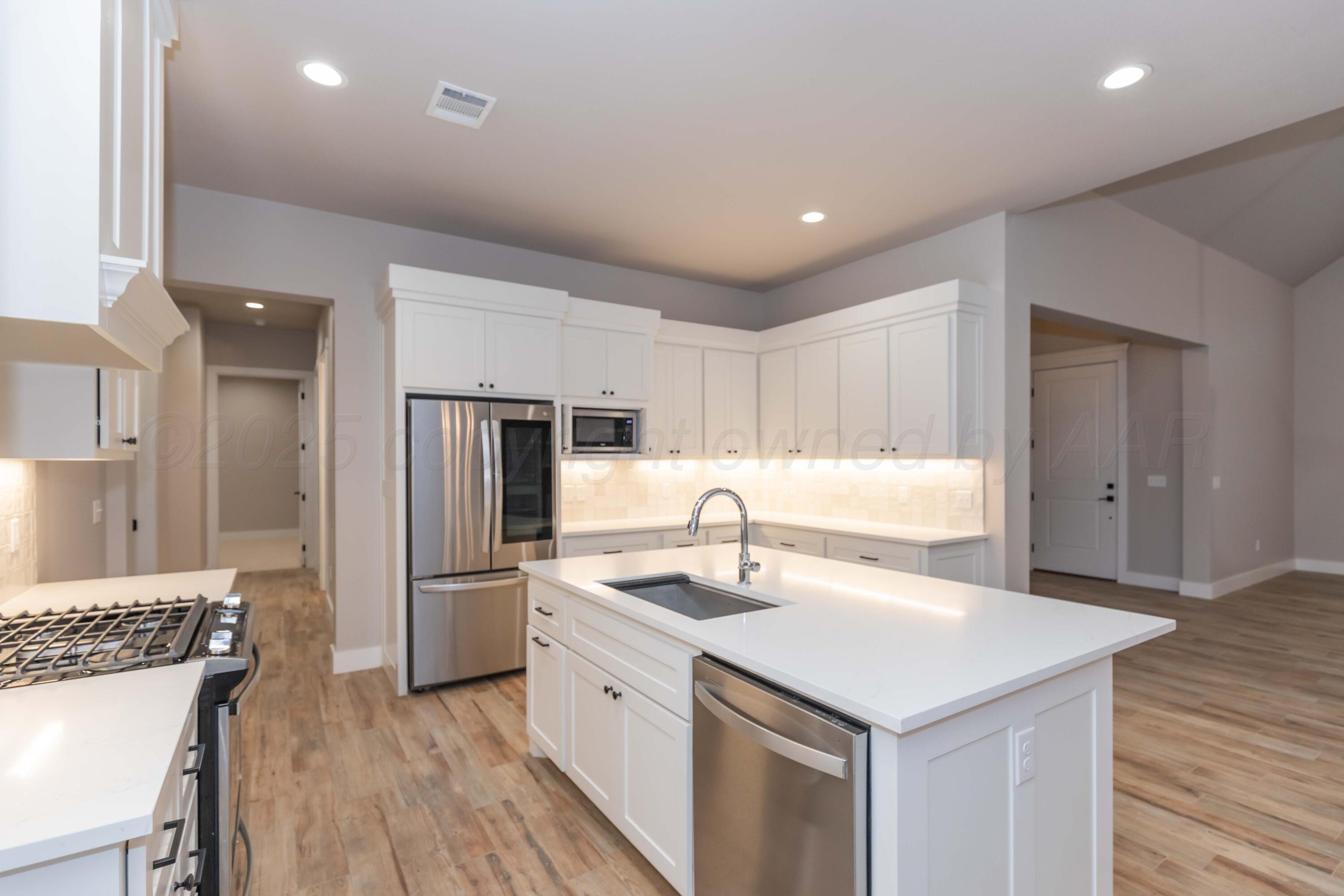 6206 Foley Square Street Amarillo, TX 79119 - Photo 14 of 73 KITCHEN VIEW 2