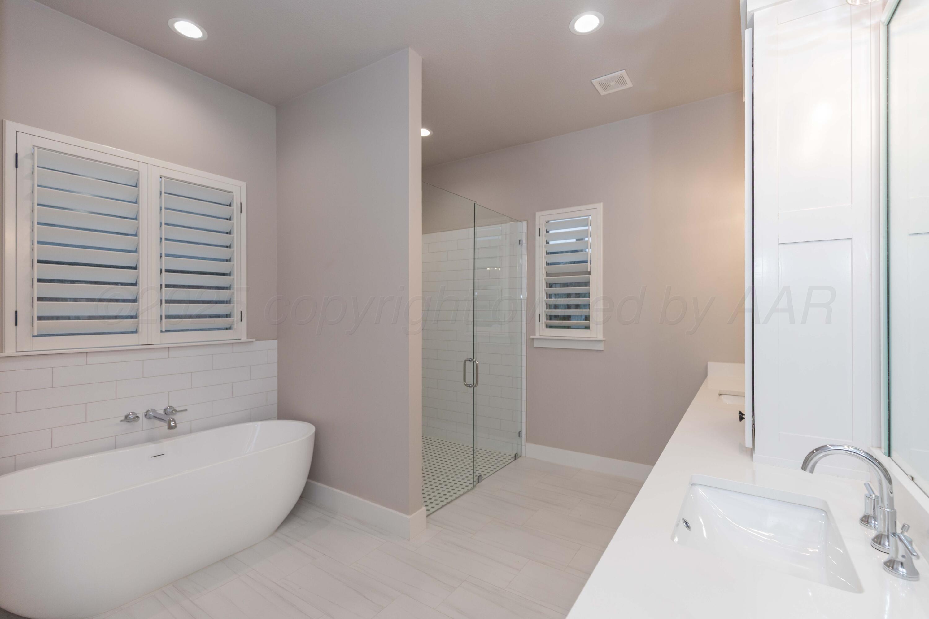 6206 Foley Square Street Amarillo, TX 79119 - Photo 28 of 73 PRIMARY BATH VIEW 3