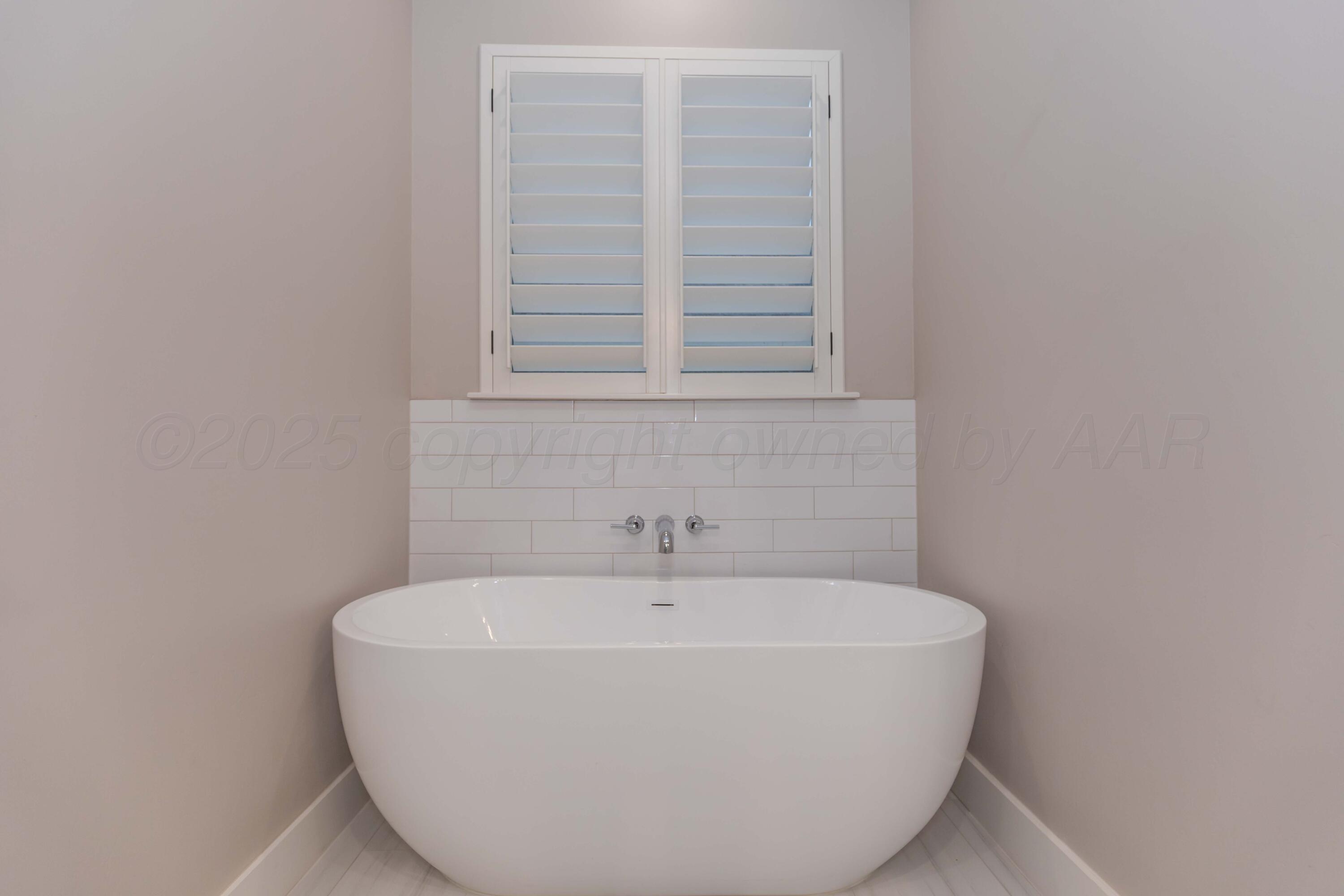 6206 Foley Square Street Amarillo, TX 79119 - Photo 29 of 73 PRIMARY BATH VIEW 4