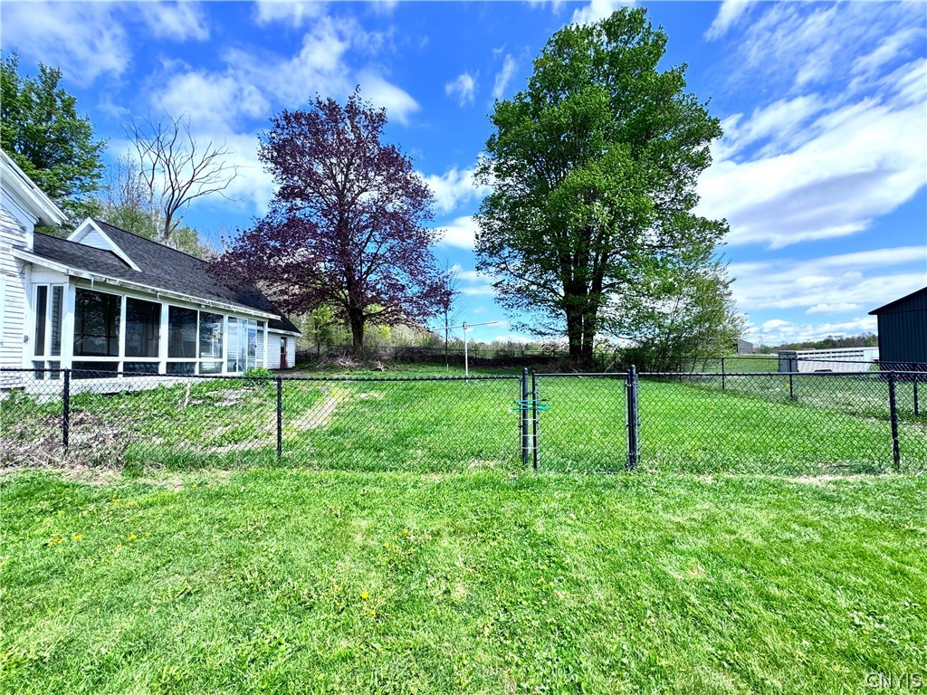 933 Hillsboro Road Camden, NY 13316 - Photo 5 of 41