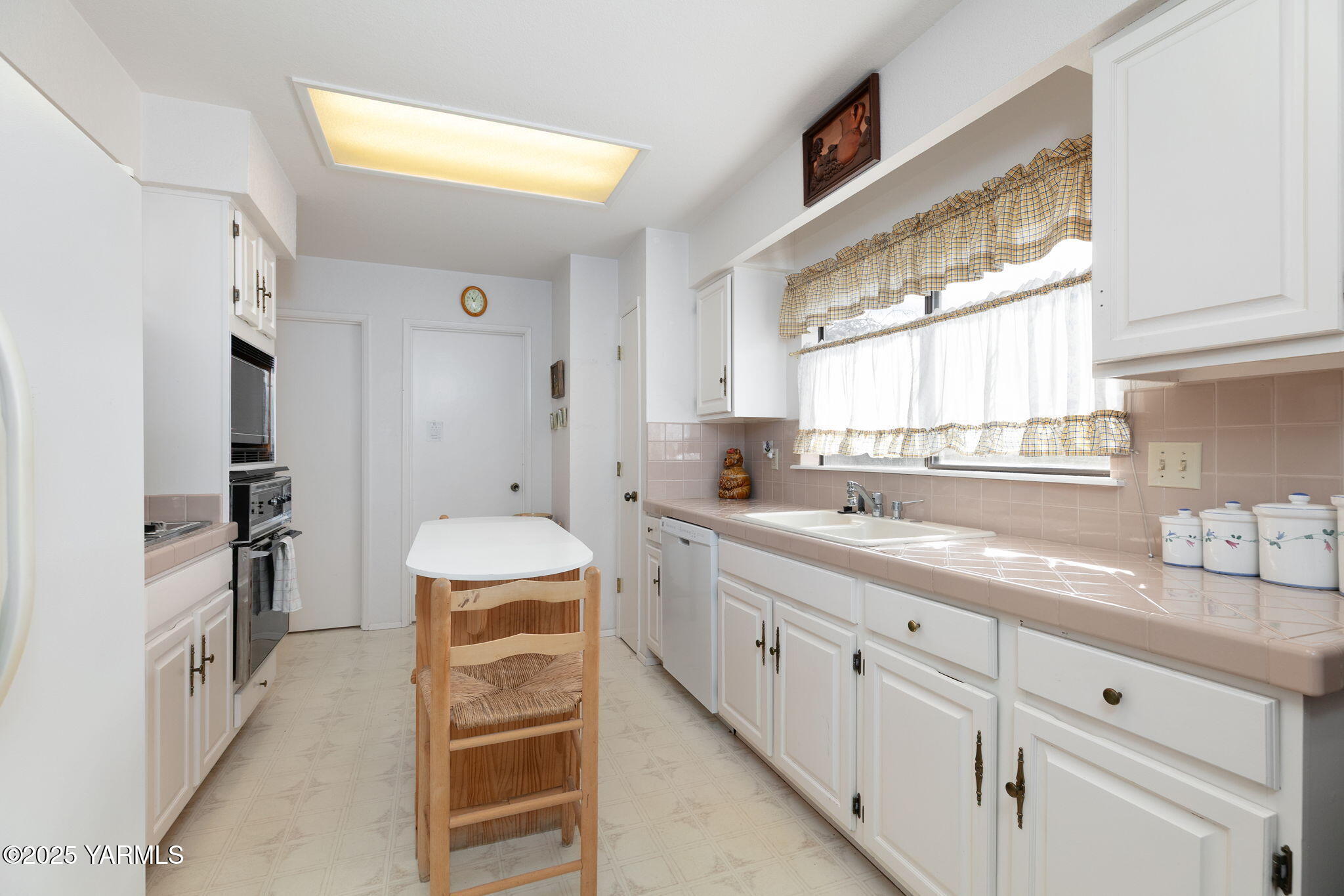 3008 Englewood Avenue, Unit 31 Yakima, WA 98902 - Photo 9 of 23 250225_McGuire_Englewood_Yakima_13