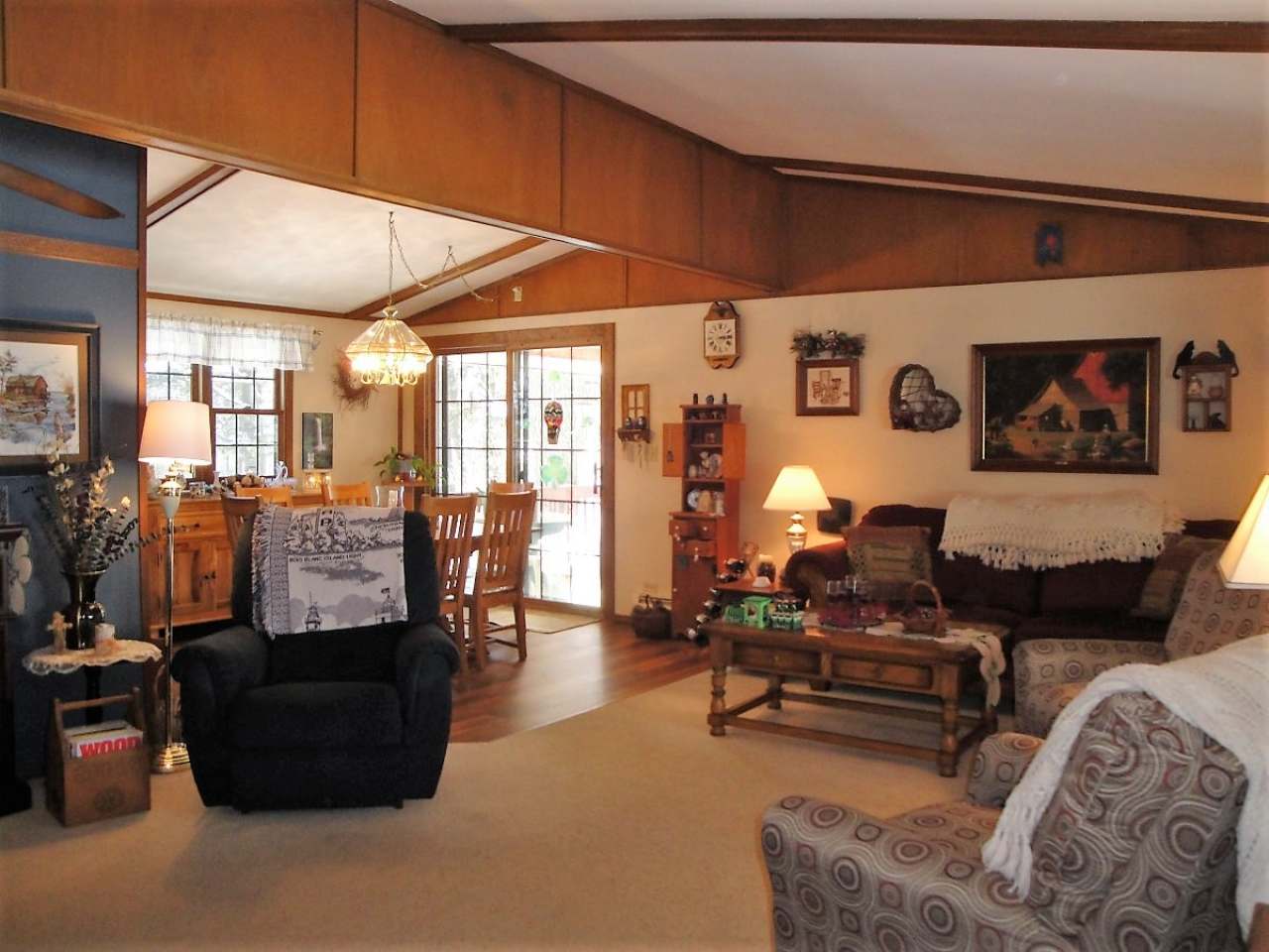 353 Hillside Road Rhinelander, WI 54501 - Photo 2 of 32 Gallery Image 2