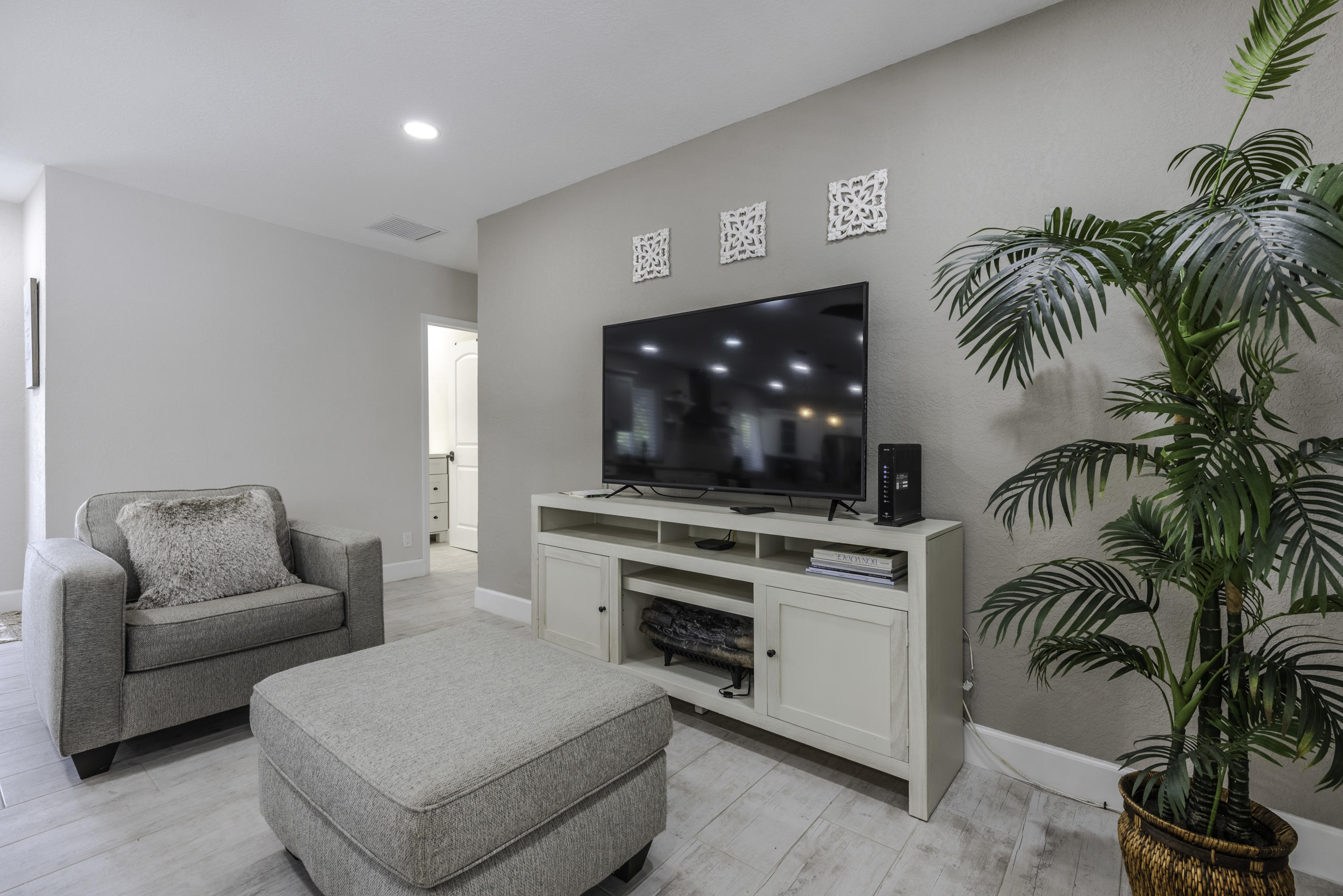 3184 Karl Road West Palm Beach, FL 33406 - Photo 16 of 52 3184 Karl Rd (16 of 52)