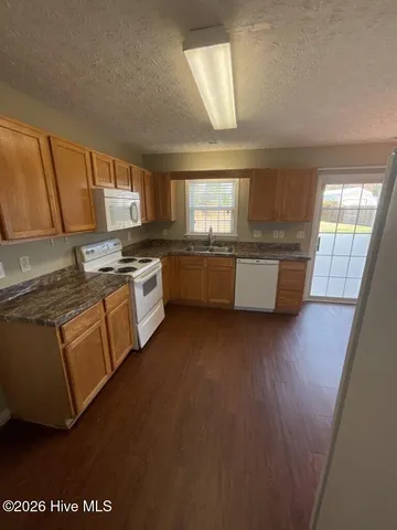 $1,750 | 141 Plow Point Lane, Jacksonville, NC 28546