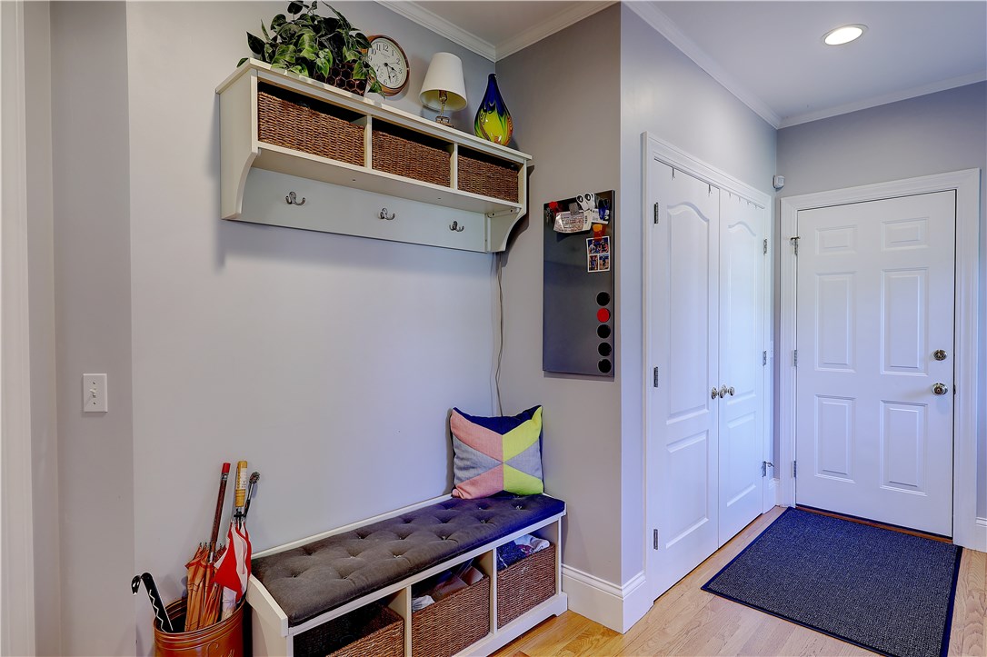 8 Jacobs Point Road Warren, RI 02885 - Photo 14 of 28