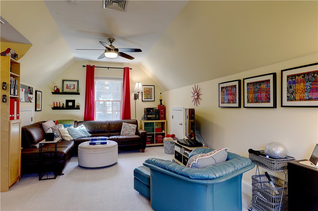 8 Jacobs Point Road Warren, RI 02885 - Photo 19 of 28