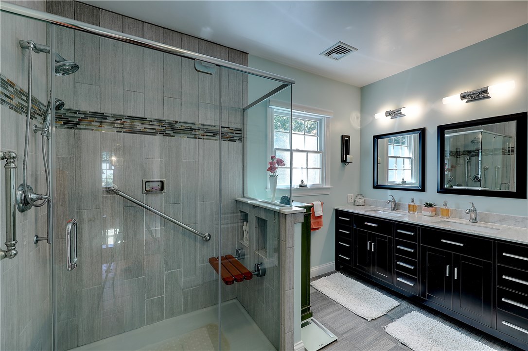 8 Jacobs Point Road Warren, RI 02885 - Photo 24 of 28