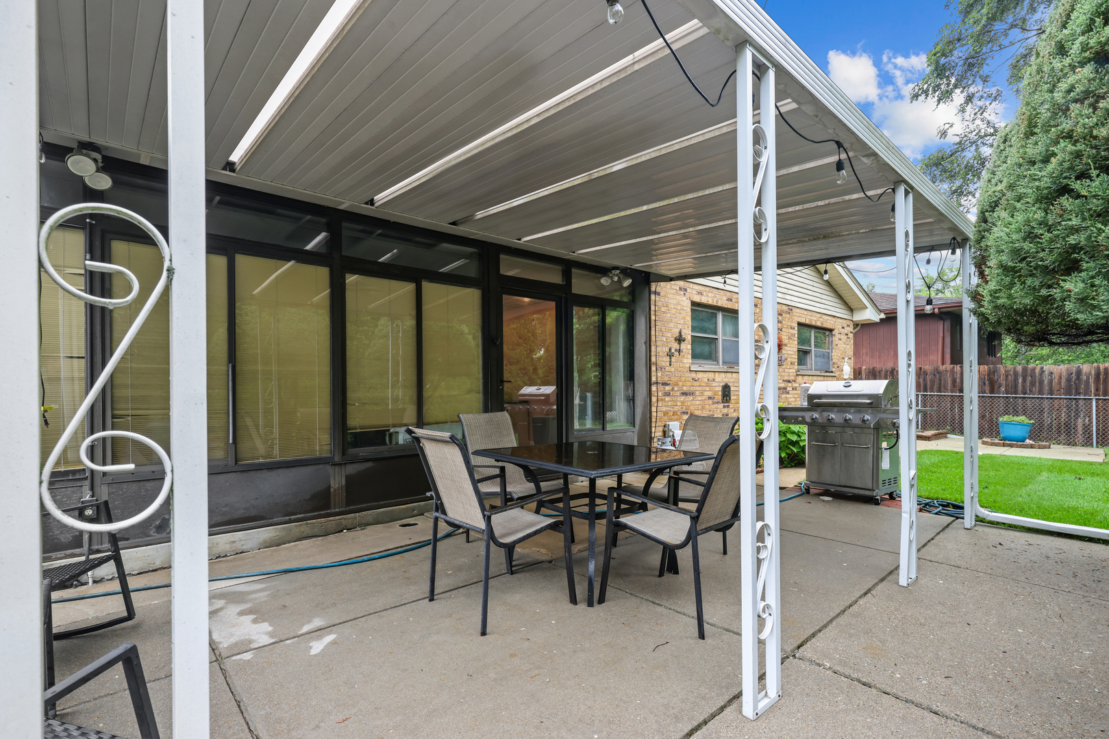 317 North Marcella Road Mount Prospect, IL 60056 - Photo 31 of 34 Gallery Image 31