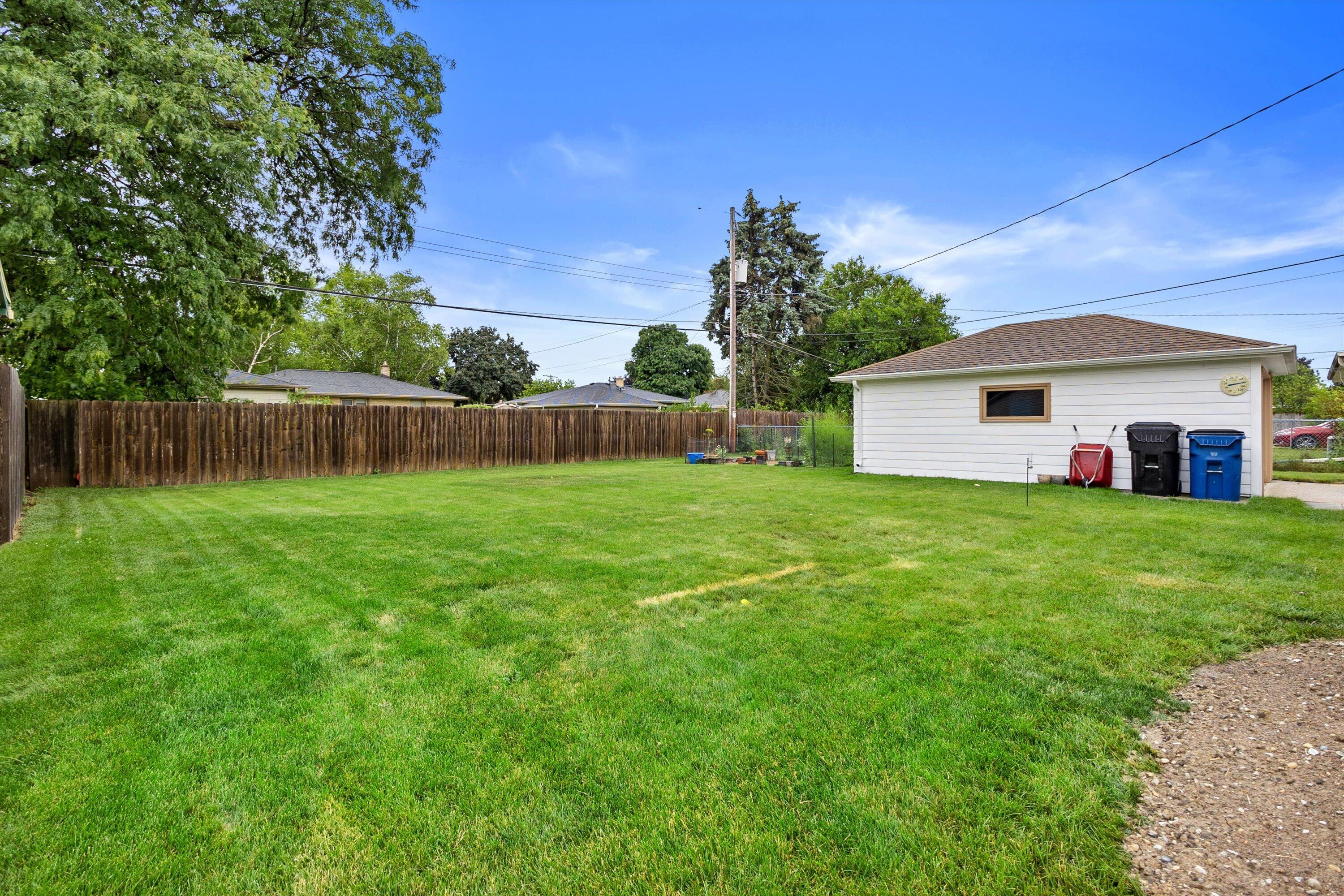 3801 Charles Street Racine, WI 53402 - Photo 23 of 28 4-E6A9275