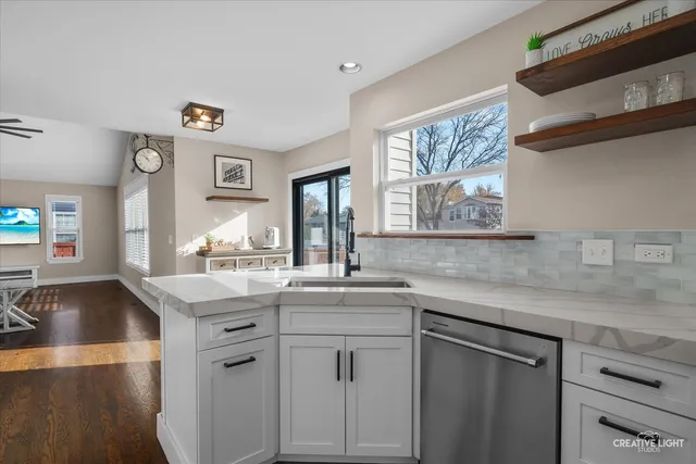 $499,900 | 363 Cornwall Avenue, South Elgin, IL 60177