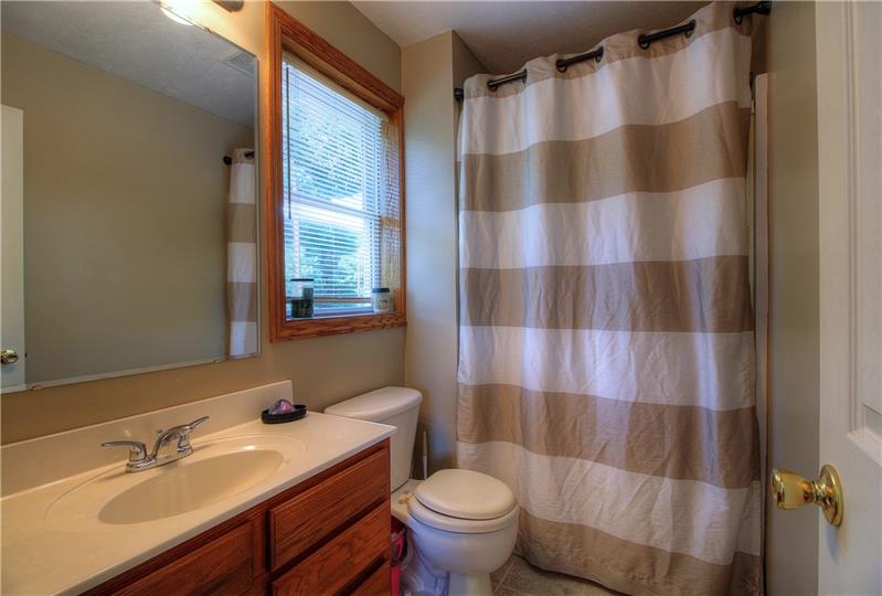 132 Rieger Road Butler, PA 16001 - Photo 12 of 25 Master Bath