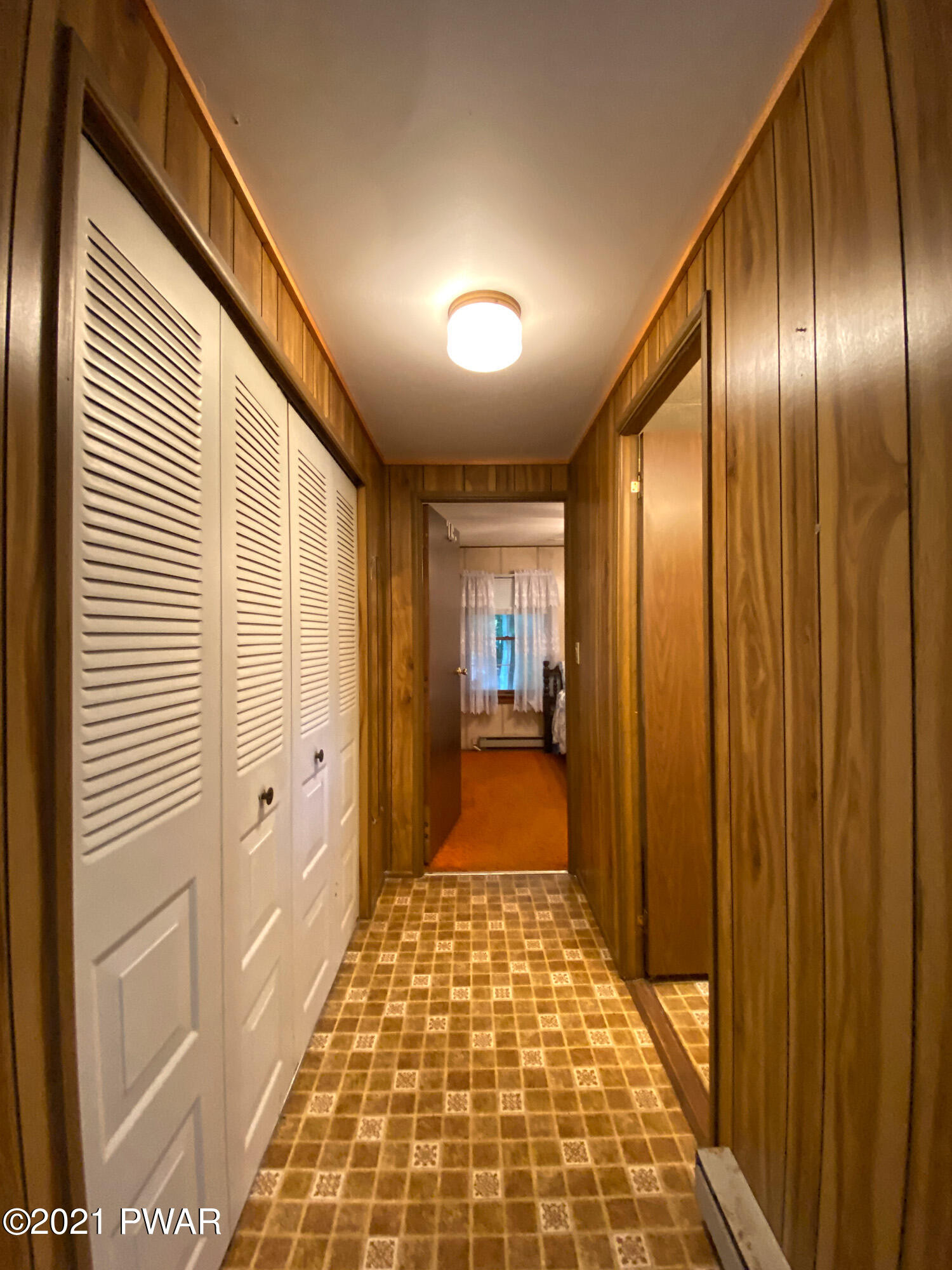 36 Sheridan Road Hawley, PA 18428 - Photo 23 of 47 IMG_0017