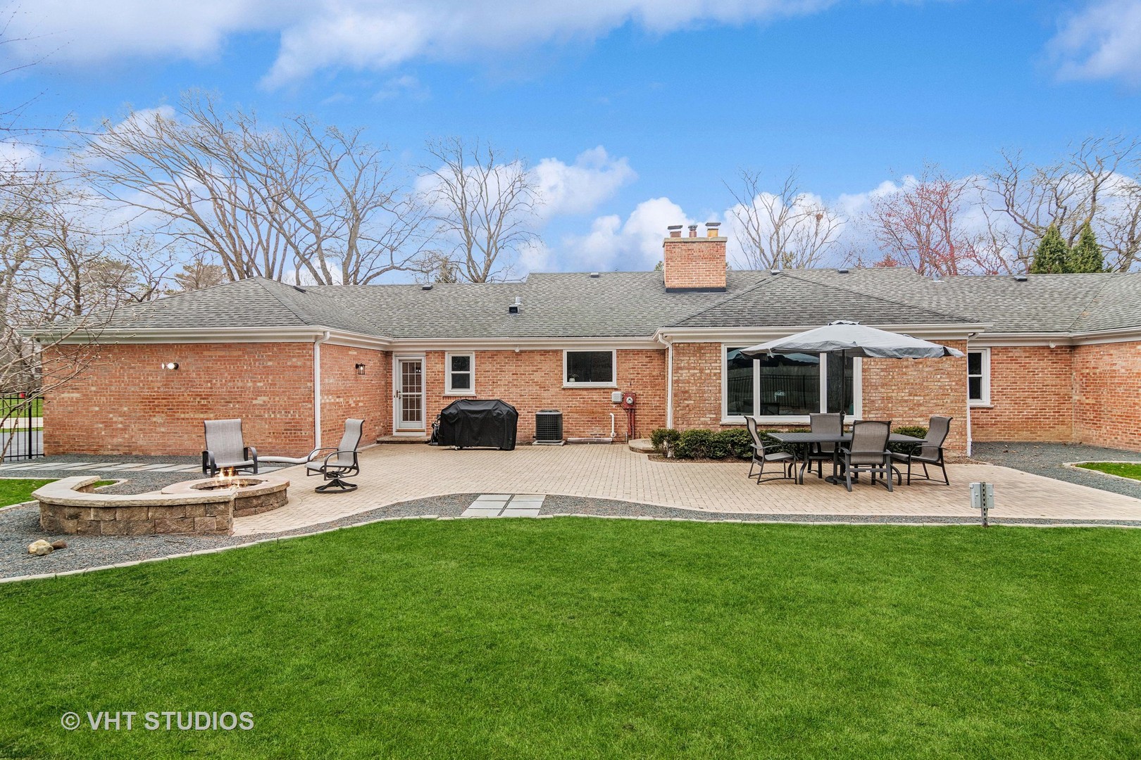 437 Elm Road Barrington, IL 60010 - Photo 26 of 31 Gallery Image 26