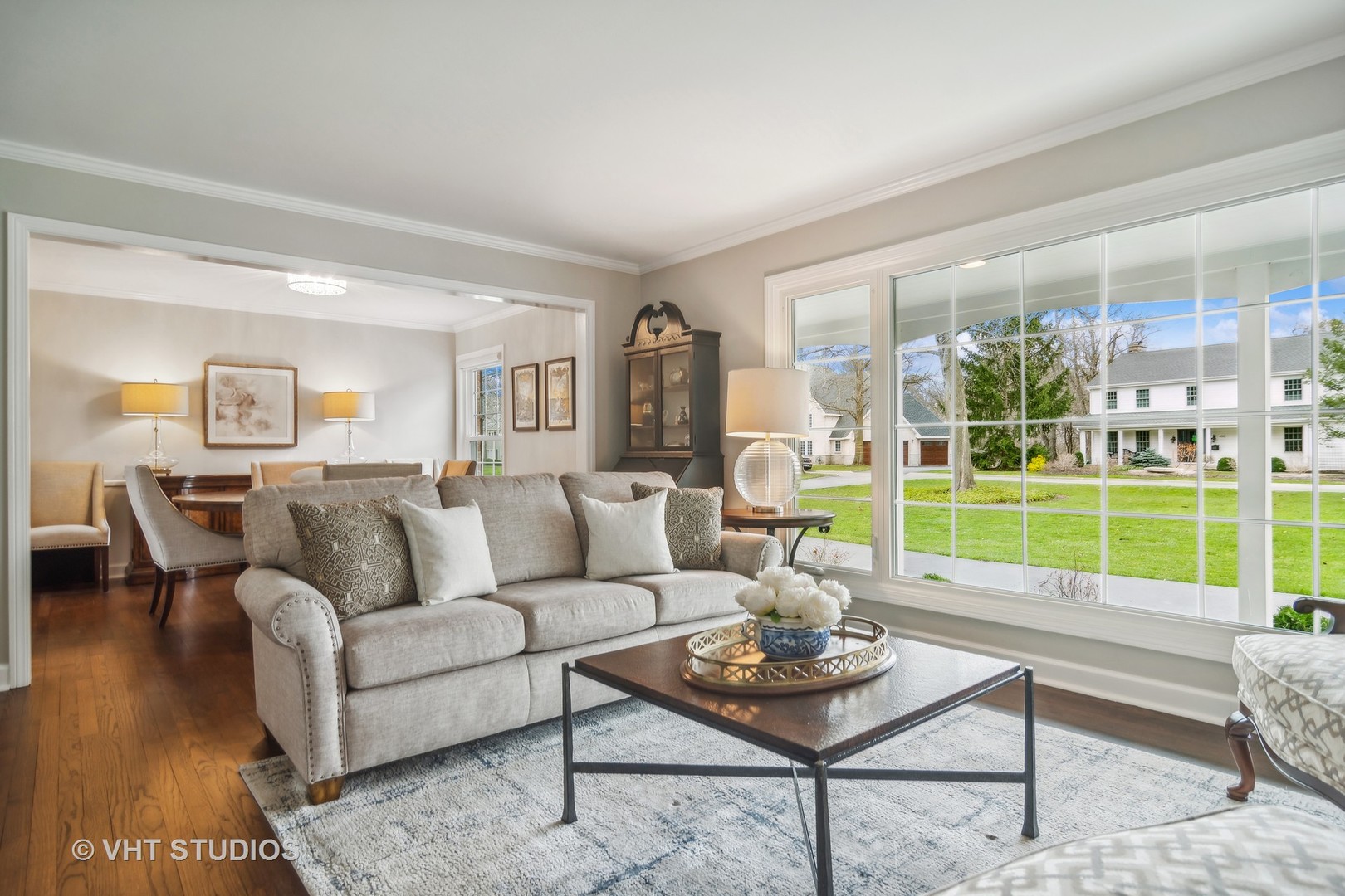 437 Elm Road Barrington, IL 60010 - Photo 6 of 31 Gallery Image 6